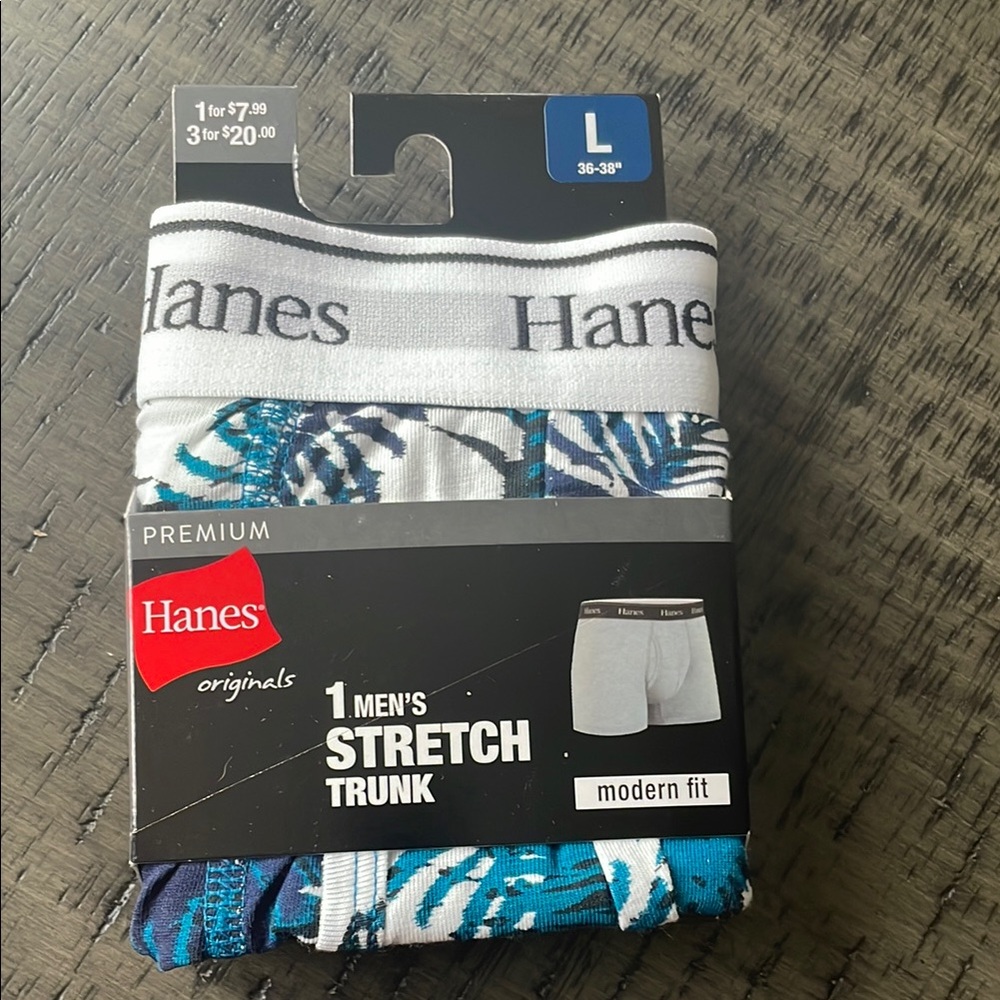 🆕Hanes Blue and White Boxer Briefs Stretch Fabric